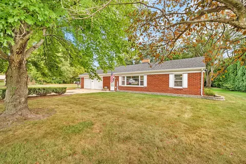 4450 State Route 71, Oswego, IL 60543
