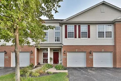2215 Concord Dr #2215, Mchenry, IL 60050