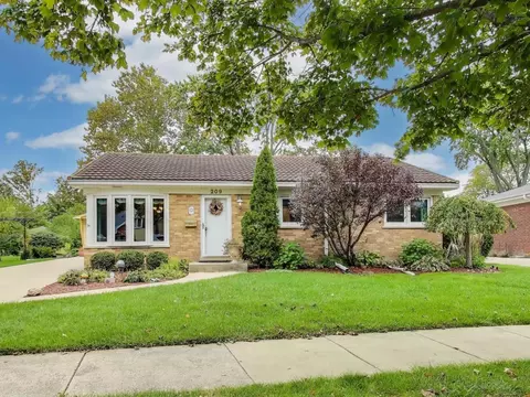 209 Amherst Ave, Des Plaines, IL 60016