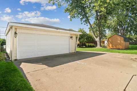 719 Westmere Rd, Des Plaines, IL 60016 photo 20