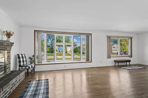 719 Westmere Rd, Des Plaines, IL 60016 photo 5