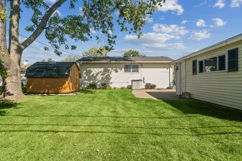 719 Westmere Rd, Des Plaines, IL 60016 photo 24