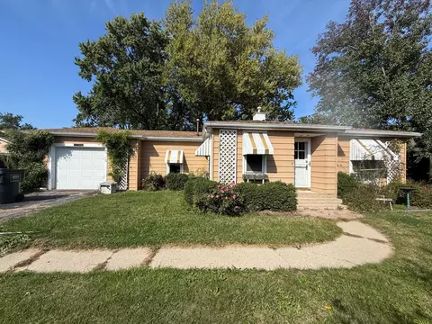 12766 W Atlantic Ave, Waukegan, IL 60085