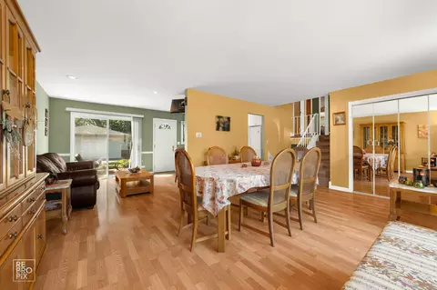 751 Cordial Dr, Des Plaines, IL 60018 photo 5