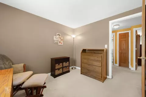 751 Cordial Dr, Des Plaines, IL 60018 photo 12