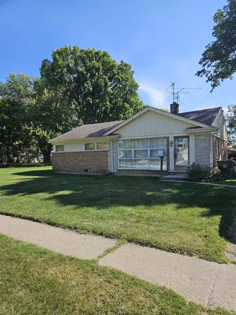 298 N Linden Ave, Palatine, IL 60074