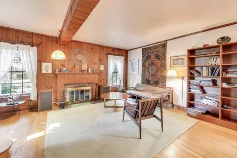 Living - 2113 Forestview Rd, Evanston, IL 60201 photo 2 of 2