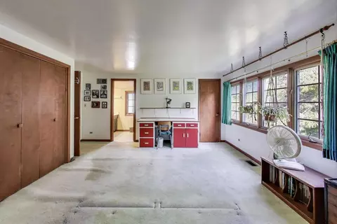 Bedroom - 2113 Forestview Rd, Evanston, IL 60201 photo 1 of 3