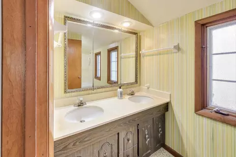 Bath - 2113 Forestview Rd, Evanston, IL 60201 photo 1 of 2