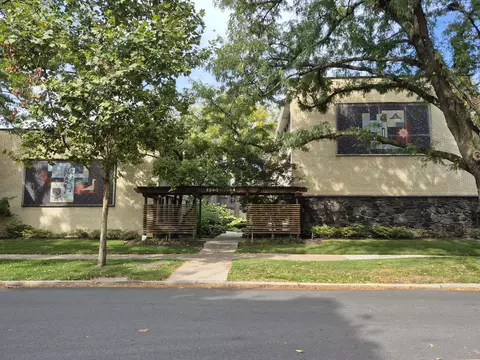 1040 Ontario St #3H, Oak Park, IL 60302