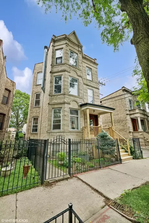 2421 N Sawyer Ave #1, Chicago, IL 60647