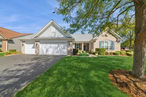 2468 Vista Trl, Elgin, IL 60124