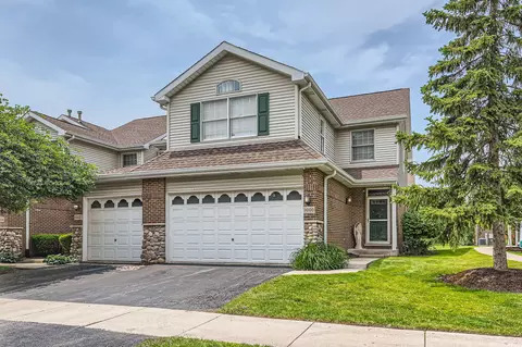 11000 Deblin Ln, Oak Lawn, IL 60453