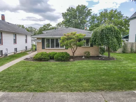 383 S Center Ave, Bradley, IL 60915