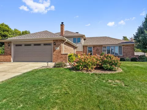 16207 Hamilton Ave, Tinley Park, IL 60477