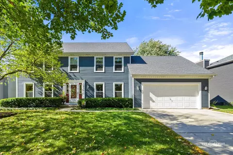 2694 Berkshire Dr, Geneva, IL 60134