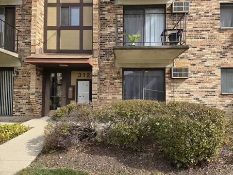 Undisclosed, Carol Stream, IL 60188