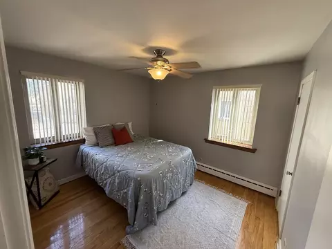 2032 E 72nd Pl #2E, Chicago, IL 60649 photo 6