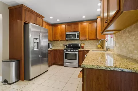 Kitchen - 1707 Fraser Dr, Normal, IL 61761 photo 2 of 3