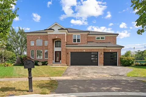 669 Redmond Ct, Bensenville, IL 60106