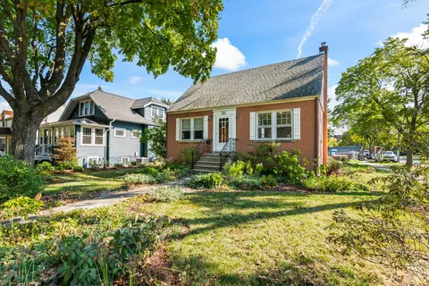 1001 N Dunton Ave, Arlington Heights, IL 60004