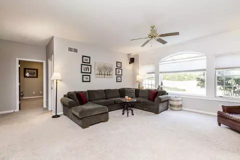 13765 Deer Ridge Rd, Bloomington, IL 61705 photo 10