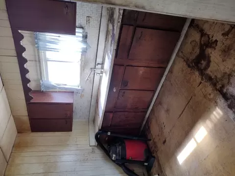 Kitchen - 4021 Deyo Ave, Brookfield, IL 60513 photo 1 of 1