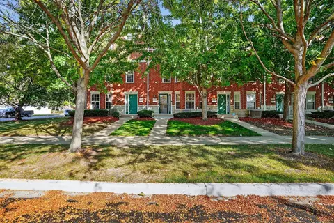7036 W Belden Ave, Elmwood Park, IL 60707