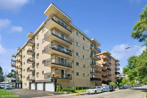 7428 Washington St #508, Forest Park, IL 60130