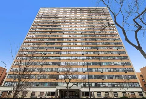 6030 N Sheridan Rd #1007, Chicago, IL 60660