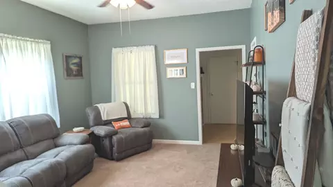 Other - 817 Chestnut Ave, Dixon, IL 61021 photo 2 of 5