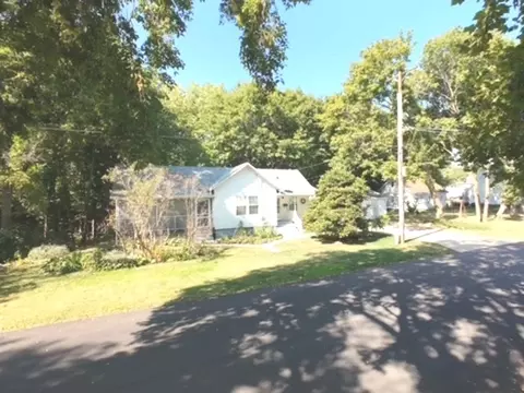 Other - 817 Chestnut Ave, Dixon, IL 61021 photo 4 of 5