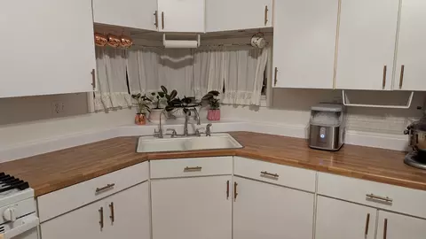 Kitchen - 817 Chestnut Ave, Dixon, IL 61021 photo 1 of 2