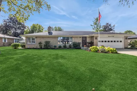 1604 Taylor St, Joliet, IL 60435