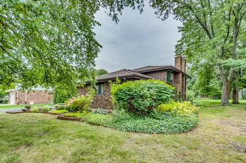 Exterior - 21 W211 North Ln, Itasca, IL 60143 photo 5 of 5