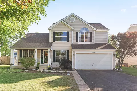 3975 Peartree Dr, Lake In The Hills, IL 60156