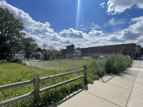 11241 S Michigan Ave, Chicago, IL 60628