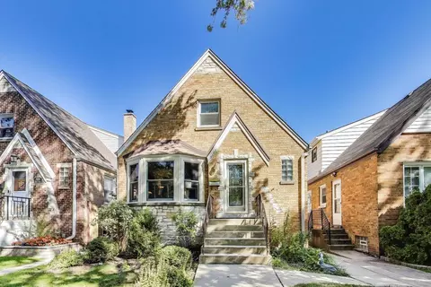 5107 N Sayre Ave, Chicago, IL 60656