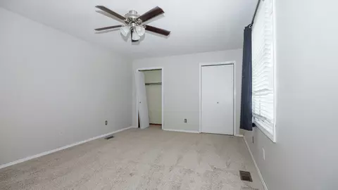 Bedroom - 2007 Fallen Oak Rd, Bloomington, IL 61704 photo 2 of 12