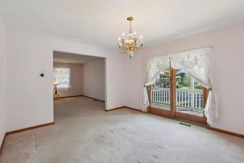 7718 Virginia Ct, Willowbrook, IL 60527 photo 16