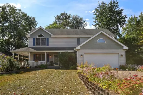 7718 Virginia Ct, Willowbrook, IL 60527