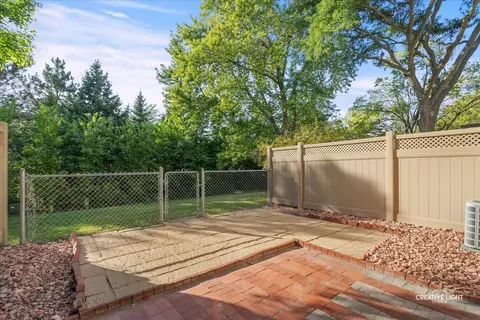 Exterior - 1538 Elder Dr, Aurora, IL 60506 photo 4 of 5