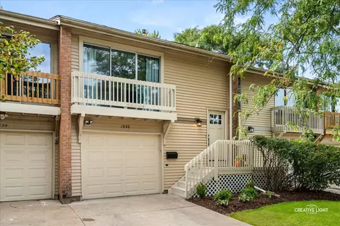 1538 Elder Dr, Aurora, IL 60506