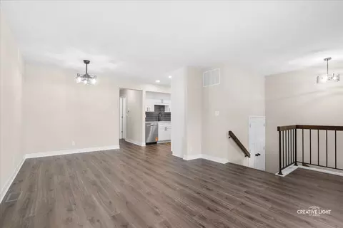 Living - 1538 Elder Dr, Aurora, IL 60506 photo 3 of 3