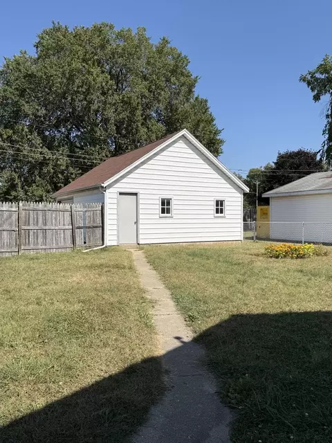 Exterior - 509 E 9th St, Rock Falls, IL 61071 photo 4 of 5