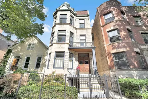626 W Belden Ave #3, Chicago, IL 60614