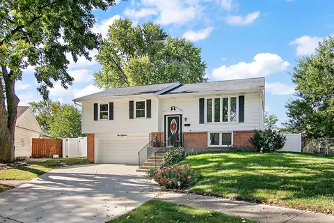 118 Meadows Ct, Bourbonnais, IL 60914