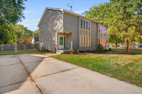 306-08 S Belmont Ave, Elgin, IL 60123