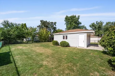Exterior - 2440 S 20th Ave, Broadview, IL 60155 photo 2 of 5