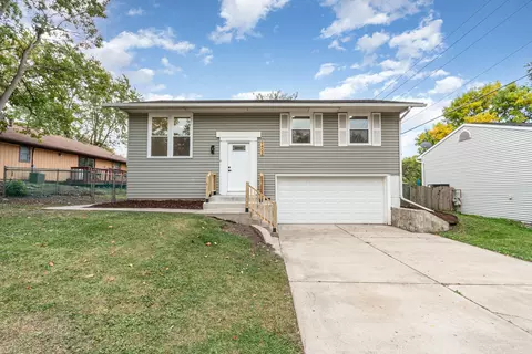 9403 Hawthorne Ave, Mokena, IL 60448